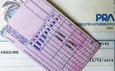 Guidano con il cellulare in mano, ben 257 patenti ritirate a Palermo