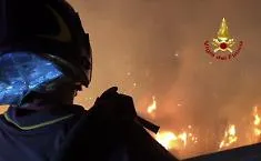 Palermo e provincia assediate dagli incendi nella notte: le fiamme ancora sul Monte Grifone
