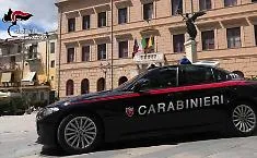 Droga e armi a Misilmeri: dopo la cessione di crack scatta la perquisizione, tre arresti dei carabinieri