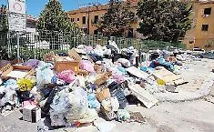 Immondizia e discariche, aggiudicata la gara: pronte le cento foto trappole contro gli abbandoni