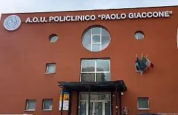 Palermo, intervento ibrido e mini-invasivo al Policlinico: salvato un paziente affetto da una grave sindrome venosa