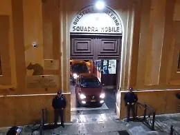 Titolari di pompe funebri e medici compiacenti: maxi inchiesta, scattano 19 misure cautelari