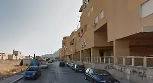 Ferito alla testa da un colpo d'arma da fuoco allo Zen: guida da solo fino all'ospedale Villa Sofia