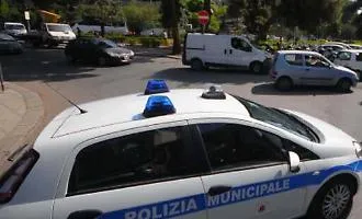 Il giro di vite della polizia municipale, i numeri: 600 violazioni in cinque giorni