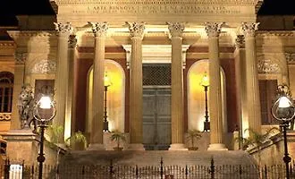 Il Teatro Massimo svela le sue meraviglie: apertura serale con biglietto di un euro