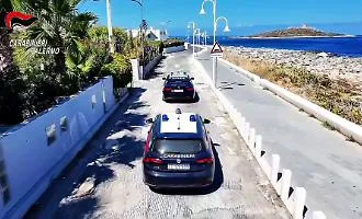 &laquo;Siamo la mafia di Capaci&raquo;, la spedizione punitiva e la rapina al locale: arrestata una banda di tre giovani