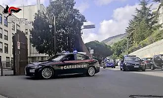 Monreale, territorio al setaccio con 12 denunce: furti, evasione, armi e droga