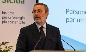 Accusato di corruzione: arrestato Angelo Pizzuto, dirigente della Motorizzazione di Palermo