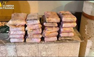 Maxi sequestro di droga alle porte di Palermo: arrestato un corriere con oltre 23 chili di cocaina