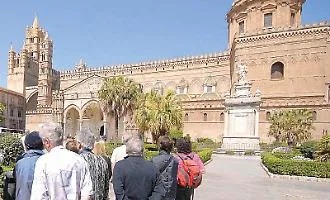 L&rsquo;imposta di soggiorno verso lo stop ai rimborsi: no dalla commissione, albergatori in rivolta