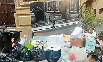 Discariche in centro storico, multe col gontacocce nel "far west" di via Napoli e via Maqueda