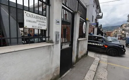 Abusi sul nipote di neanche dieci anni: arrestato un quarantenne nel Palermitano
