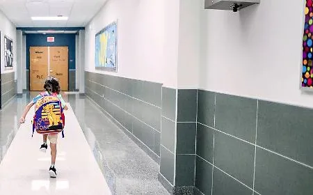 Scuola, la rabbia dei collaboratori precari: "Si pensa a studenti e insegnanti, ma noi siamo dimenticati da tutti"