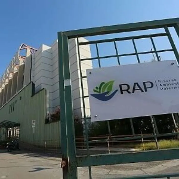 Rap, stop alla consulenza esterna sul piano industriale: &laquo;Conflitto di ruoli, usare risorse interne all'azienda&raquo;