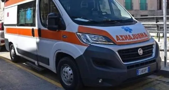 Palermo, tragedia in viale Michelangelo: scende in cantina per controllare una perdita d'acqua, 33enne muore folgorato