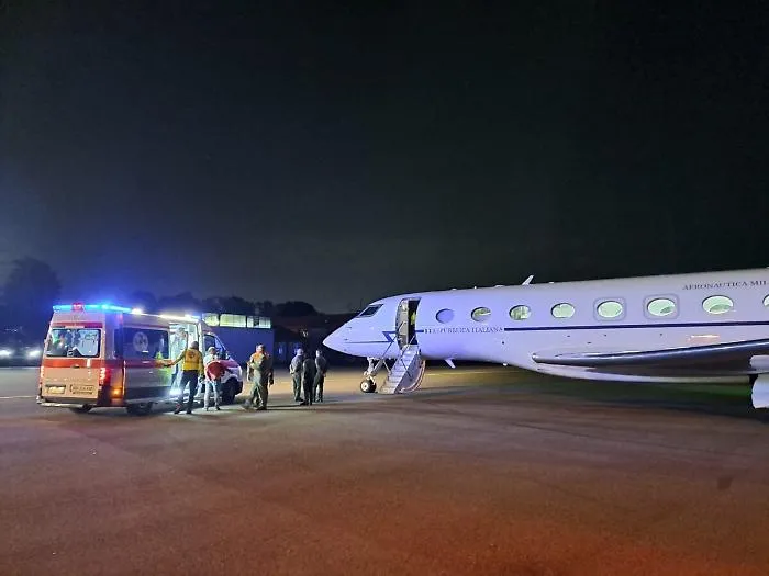 Volo urgente nella notte per un 70enne da Palermo a Milano Linate: il trasporto su un Gulfstream G-650 