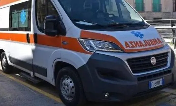 Palermo, tragedia in viale Michelangelo: scende in cantina per controllare una perdita d'acqua, 33enne muore folgorato