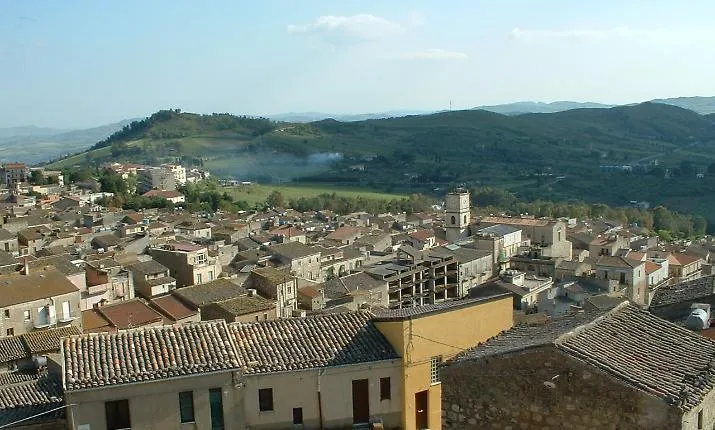 Alimena, quattro ricorsi al Tar: il sindaco assume la difesa legale del Comune