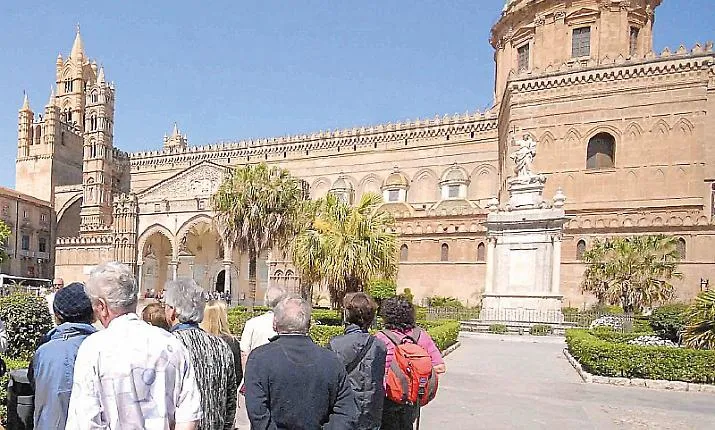 L&rsquo;imposta di soggiorno verso lo stop ai rimborsi: no dalla commissione, albergatori in rivolta